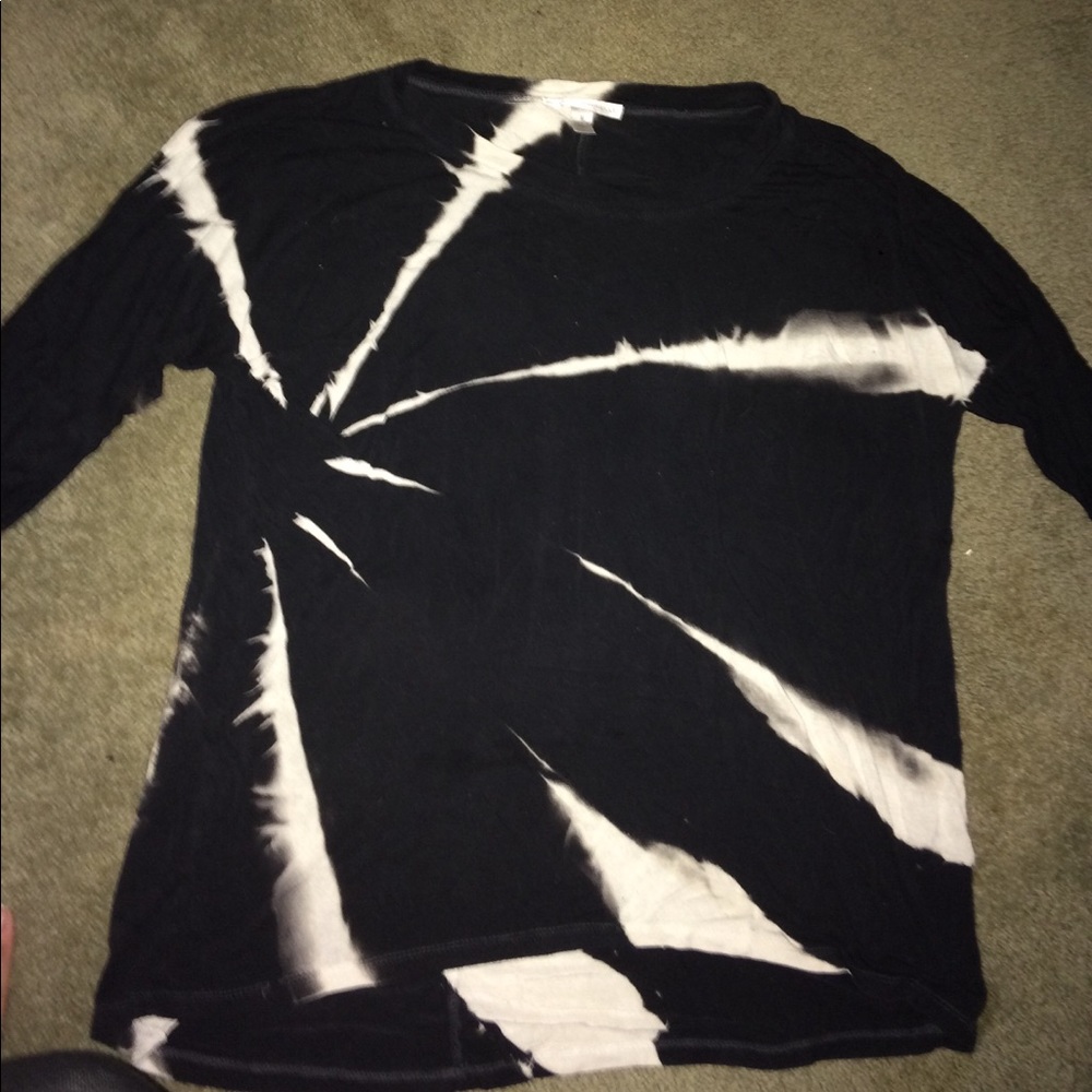 Black and white tie die shirt!
